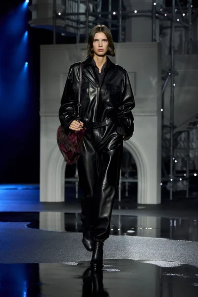 Look 6